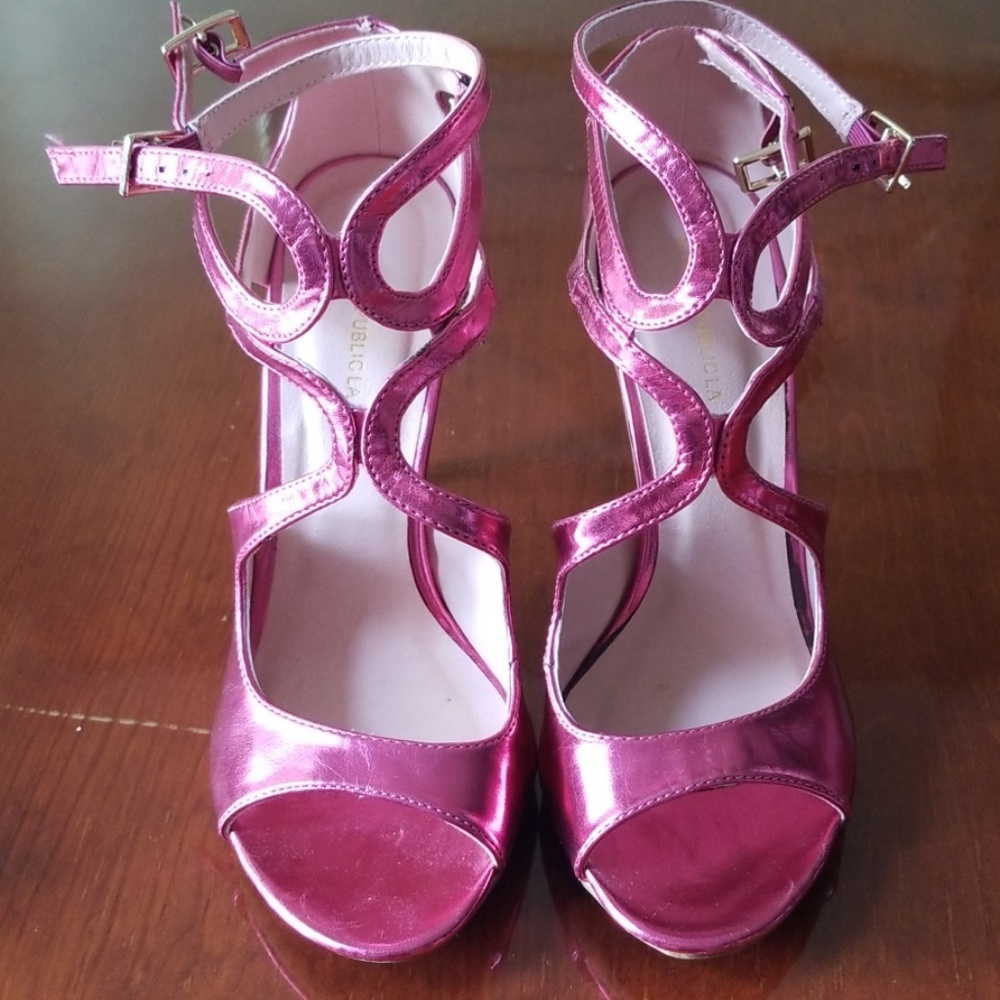 Pink high heels